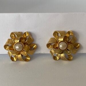 Vintage Large Gold Tone Floral Layered Earrings with a Faux pearl Center